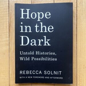 𝗕𝗢𝗢𝗞: Hope in the Dark